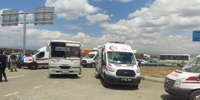 Batman'da zincirleme trafik kazası: 20 yaralı