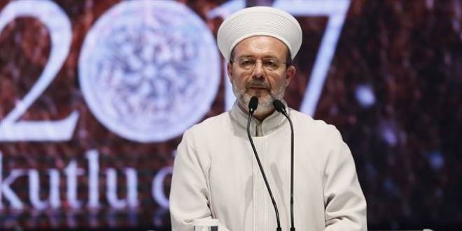 Başkan Görmez: Rahmet olan dini zahmete çevirmeyin
