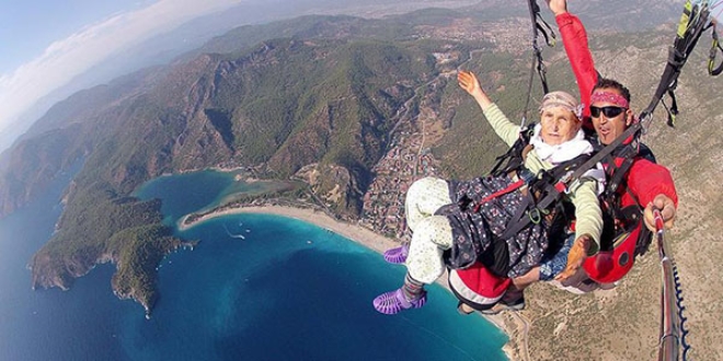 87 ya��nda... G�r�nt�leri sosyal medyay� sallad�