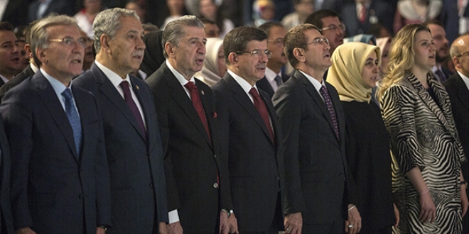 Kongreye MHP'den Ataman katld, CHP'den temsilci gelmedi
