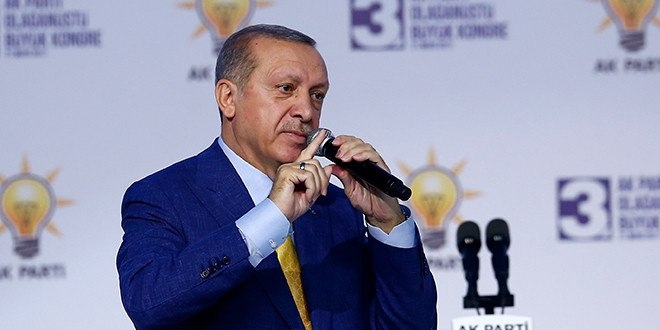 Cumhurbakan Erdoan, yeniden AK Parti Genel Bakan