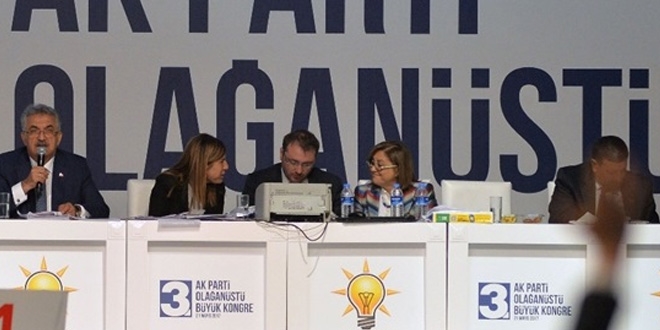 AK Parti 3. Olağanüstü Kongresi'nde oylama sona erdi