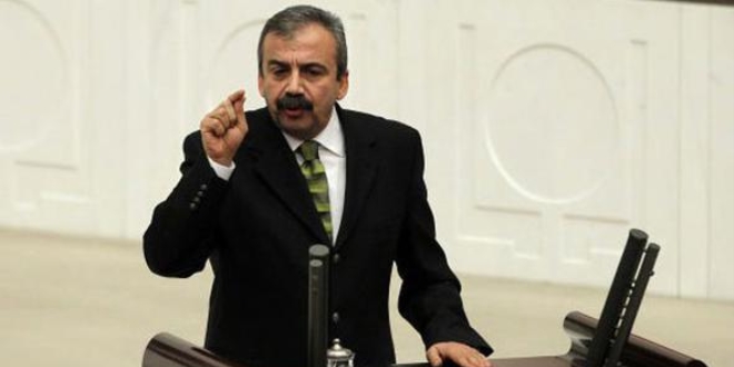 Sırrı Süreyya Önder: Siyaseti bırakıyorum