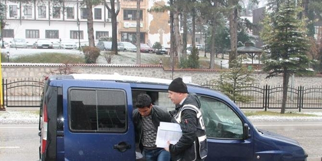 Engelli Enes'e bilgisayar aldı, hapis cezasından kurtuldu
