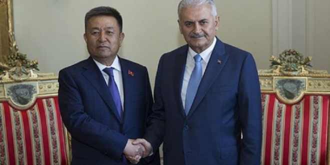 Yıldırım Kırgızistan Meclisi Başkanı Tursunbekov ile görüştü