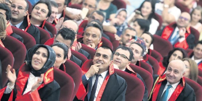 HSK, 651 hakim ve savcının mesleğe kabulünü yaptı