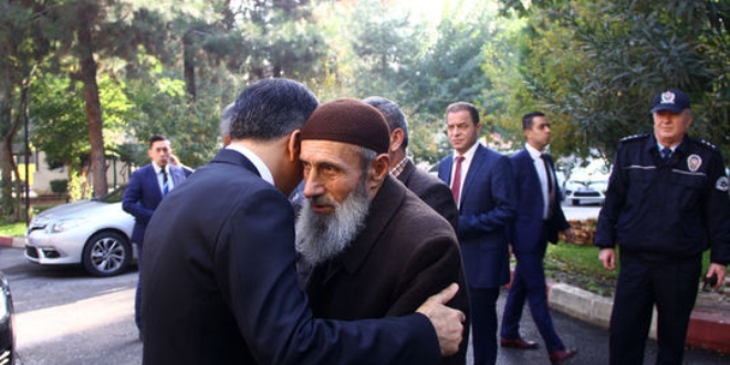 Şehit Kaymakam Safitürk'ün babası Mardin'e geldi