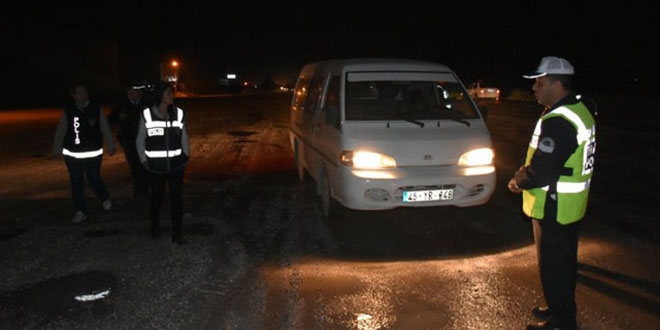 Türkiye genelinde denetim: 71 bin polis katılıyor