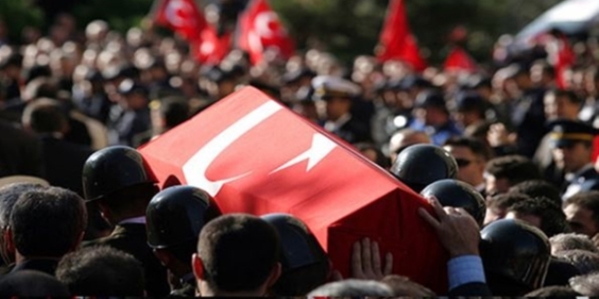Van ve Hakkari'de çatışma: 5 şehit