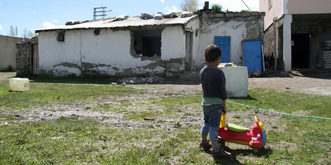 Şehit ailesinin yağmurdan zarar gören evi onarılacak