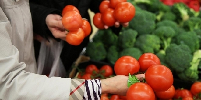 Domateste önce fiyata sonra kaliteye bakılıyor