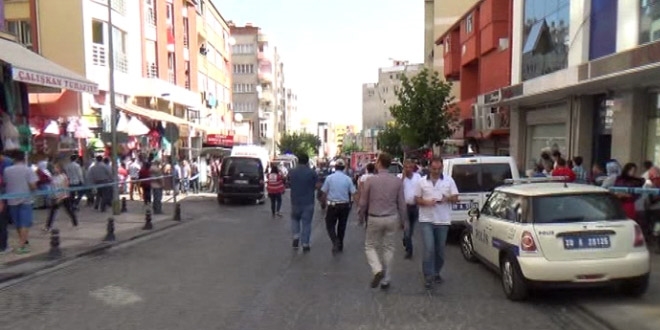 Denizli'de kamu binaları için halk oylaması yapıldı