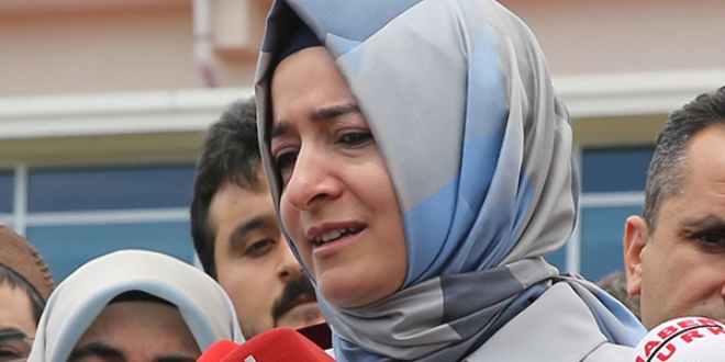 Bakan Kaya: Gerçekten büyük bir tiyatro yaşanıyor içeride