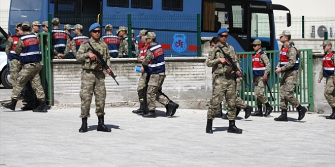 'Nasıl daha az ceza alırızın gayreti içerisindeler'