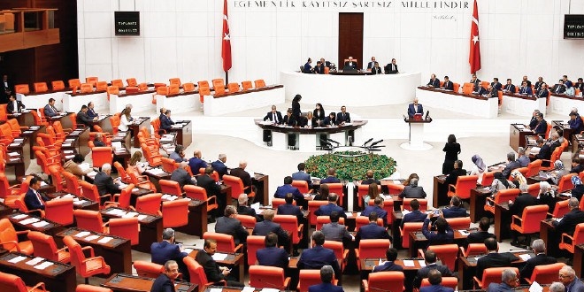 İçtüzük değişikliği, Anayasa'yı değiştirmekten daha zor