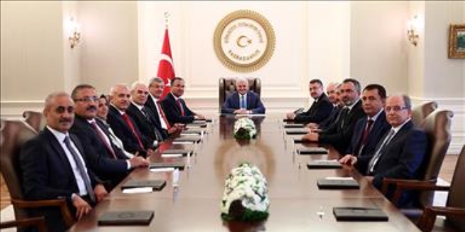 651 hakim ve savcı adayının görev yeri Resmi Gazetede yayımlandı