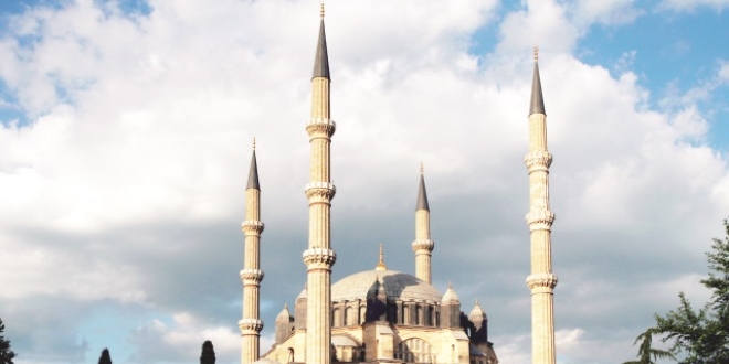 Selimiye'ye titreşim önlemi