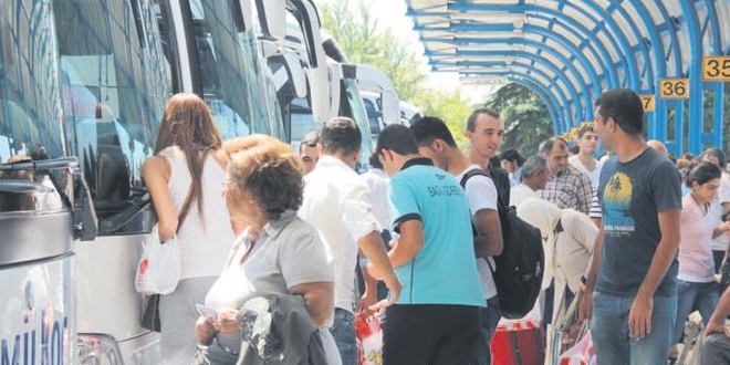 Bayramda 19 milyon kişi yollara düşecek