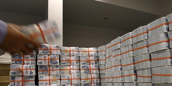 Esnafın kullandığı kredi 12 milyar lirayı aştı