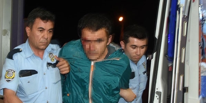 Cinsel istismar şüphelisini linçten polisler kurtardı