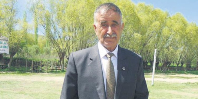 Başkanı, 'Başkomiserim' diyerek 17 bin lira dolandırdılar
