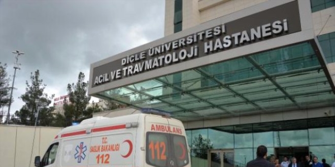 25 asker zehirlenme şüphesi ile hastanelere kaldırıldı