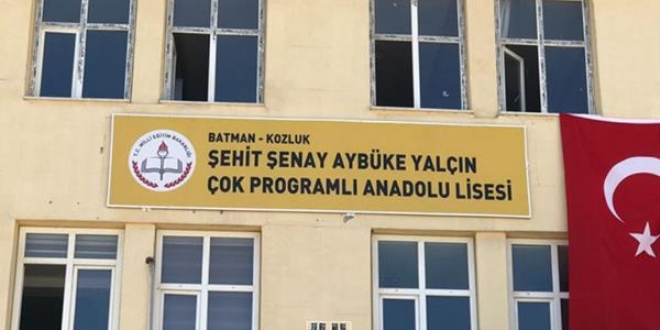Şehit öğretmenin ismi görev yaptığı okulda yaşatılacak