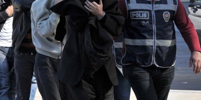 İzmir merkezli terör operasyonu: 6 kişi tutuklandı