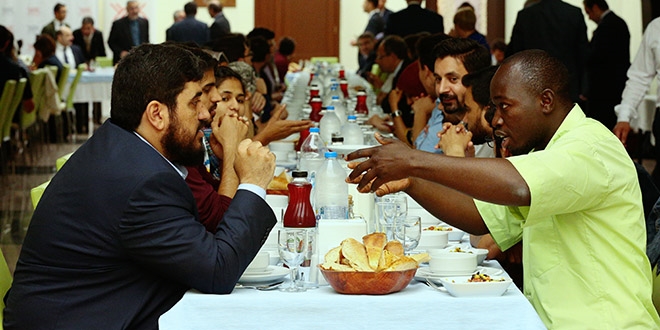 Y�K taraf�ndan d�zenlenen iftara 150 ��renci kat�ld�