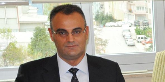 Adalet eski müsteşarı adliyeye sevk edildi