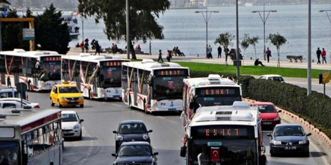 İşten çıkarılan belediye şoförlerinden suç duyurusu