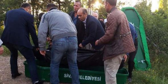 Sivas'ta 14 yaşındaki çocuk intihar etti