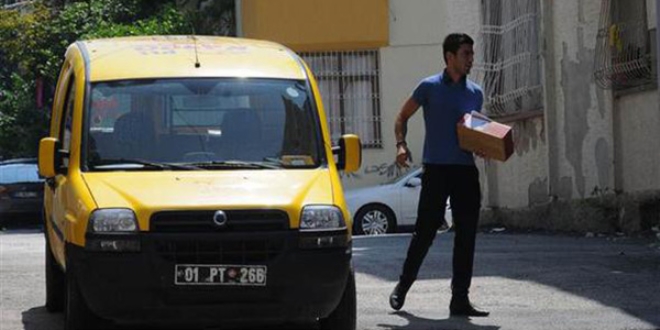 PTT görevlisi, kargo getirdi diye dayak yedi
