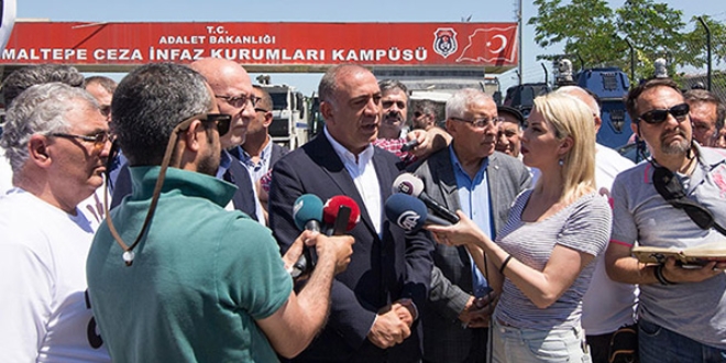 Enis Berberoğlu'na ilk ziyaret
