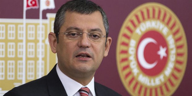 CHP'li Özel: Bekir Bozdağ, sen kim adalet kim?