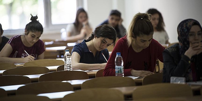LYS-5 yabancı dil sınavı sona erdi