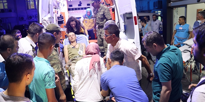 12 kişilik uzman ekip, özel uçakla Manisa'ya gitti