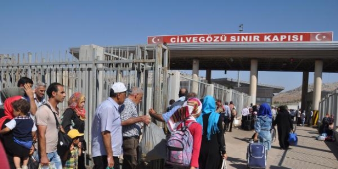 Ülkesine bayramlaşmaya giden Suriyeli sayısı 20 bini aştı