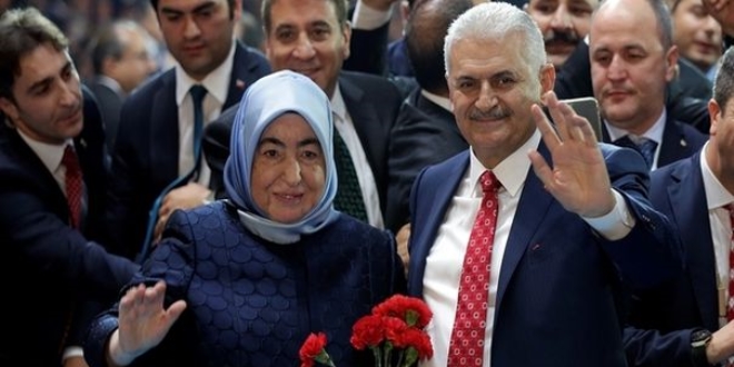 Yıldırım ailesi Suriyelilerle iftarda buluştu