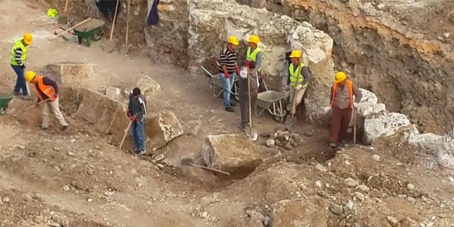Adıyaman'da 1600 yıllık mozaik bulundu