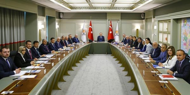 AK Parti MYK toplantısı başladı