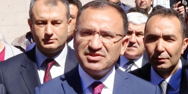 Adalet Bakanı Bozdağ, Çalışkan'ı ziyaret etti