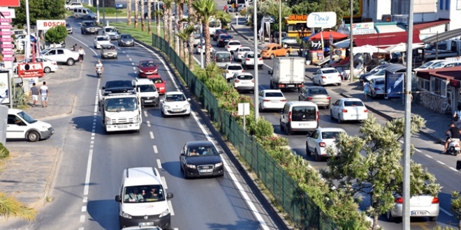 Otoyollarda bayram yoğunluğu yaşanıyor