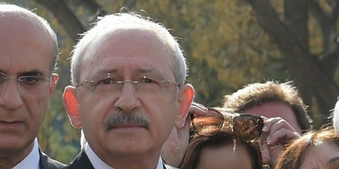 Kılıçdaroğlu Bolu'da yaşlılarla bayramlaştı