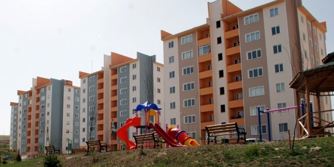 Dar gelirlilere sekiz yılda 31 bin 'sosyal konut'