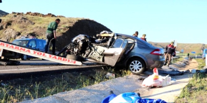 Yozgat'ta trafik kazas: 1 l, 2 yaral
