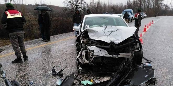 Ktahya'da trafik kazas: 7 yaral