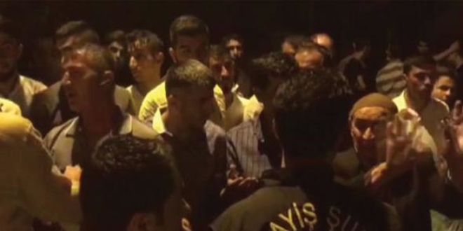 Taciz iddiası mahalleliyi sokağa döktü