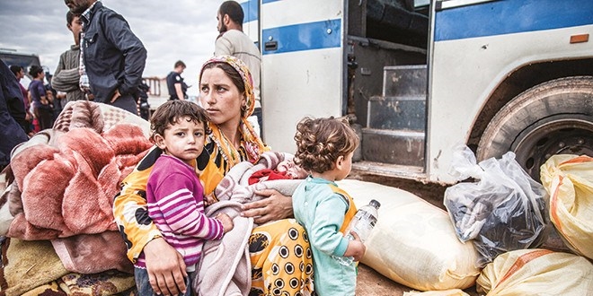Zulümden kaçan 240 bin çocuğa bir vatan verin