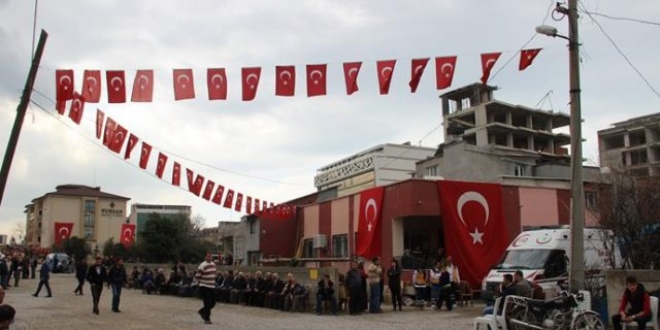 �ehit �st�avu� A��l'�n Tokat'ta ki baba evinde yas var